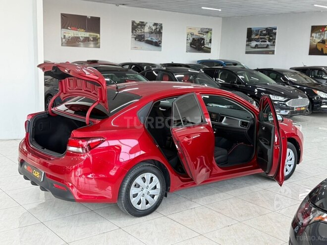 Kia Rio-17