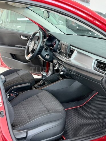 Kia Rio-24