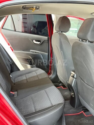 Kia Rio-28