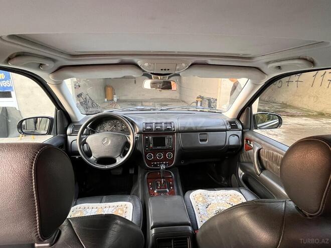Mercedes ML 320-7