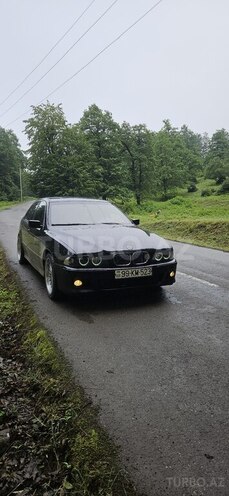 BMW 523-2