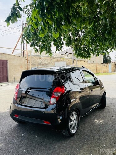 Chevrolet Spark-2