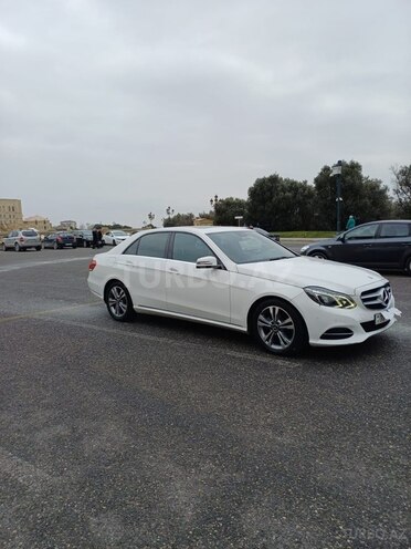 Mercedes E 220-6