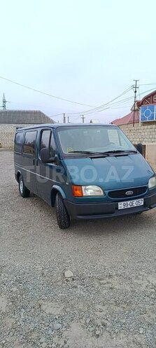 Ford Transit-6
