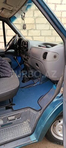 Ford Transit-9