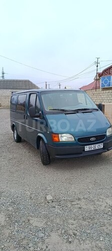 Ford Transit-3