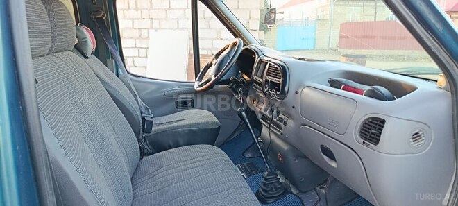 Ford Transit-14