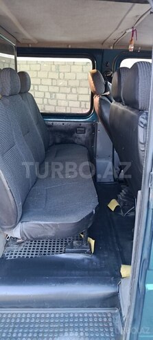 Ford Transit-16
