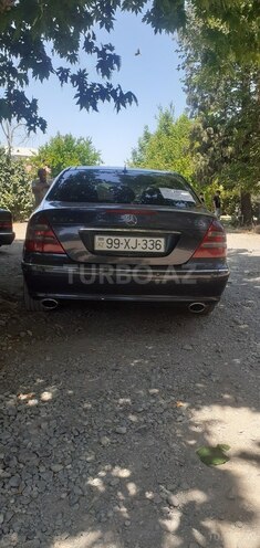 Mercedes E 270-5