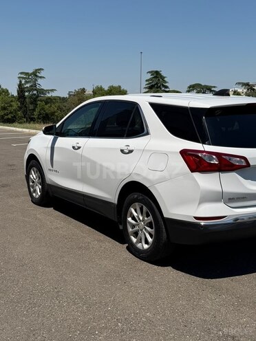 Chevrolet Equinox-2