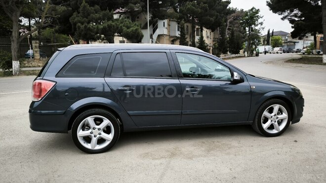 Opel Astra-11