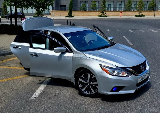Nissan Altima-19