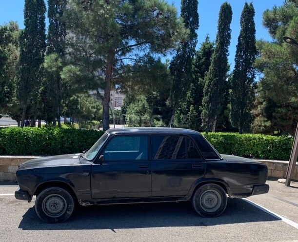 LADA (VAZ) 2107-4