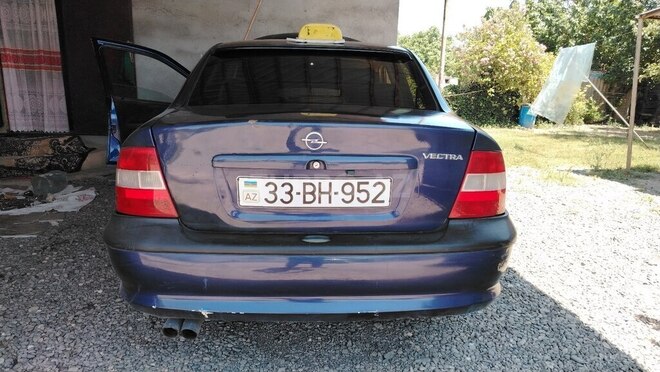 Opel Vectra-6