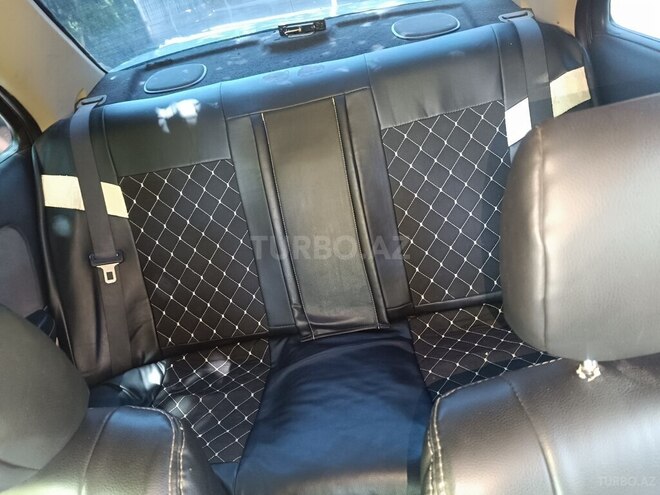 Nissan Sunny-6