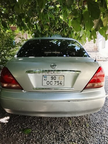 Nissan Sunny-11