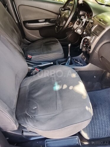 Nissan Sunny-12