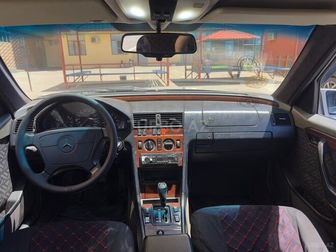 Mercedes C 180-6