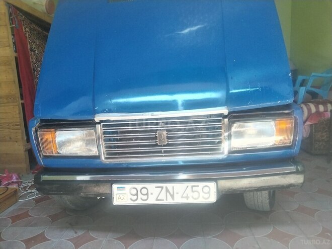 LADA (VAZ) 2107-1