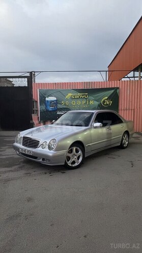 Mercedes E 220-7