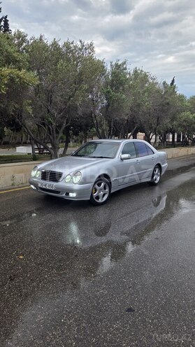 Mercedes E 220-9