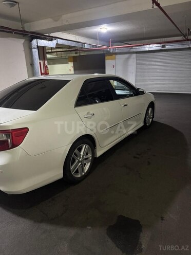 Toyota Camry-4
