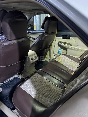 Toyota Camry-6