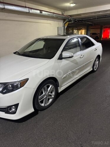 Toyota Camry-2