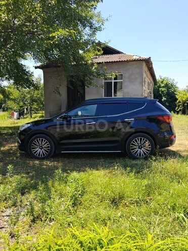 Hyundai Santa Fe-4