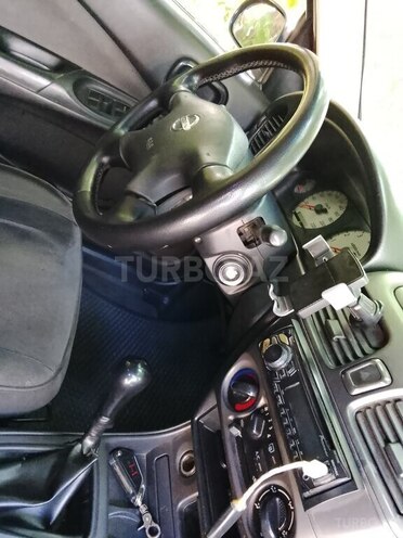 Nissan Sunny-16