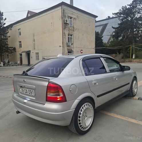 Opel Astra-7