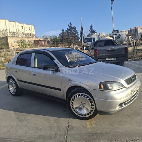 Opel Astra-8