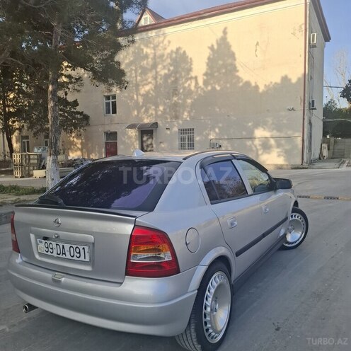 Opel Astra-9