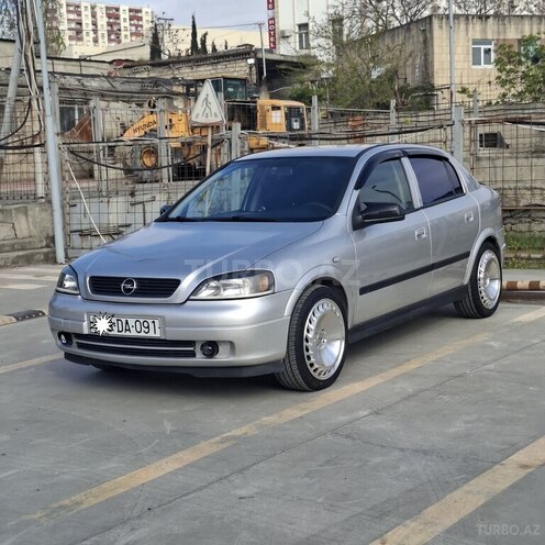 Opel Astra-13