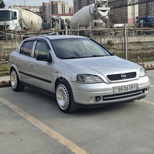 Opel Astra-1