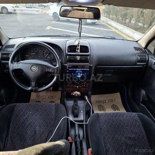 Opel Astra-3