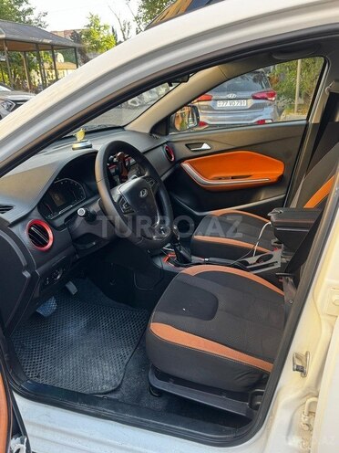Chery Tiggo 2-7