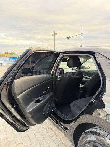 Hyundai Elantra-9