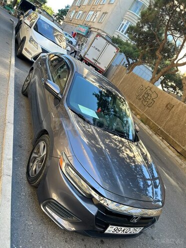 Honda Insight-2