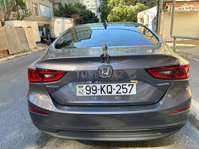 Honda Insight-6