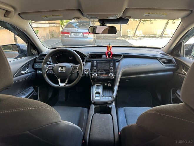Honda Insight-8