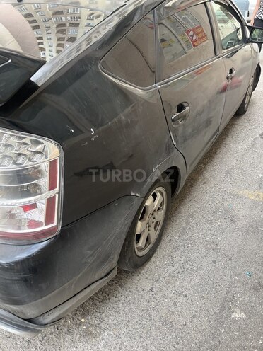 Toyota Prius-3