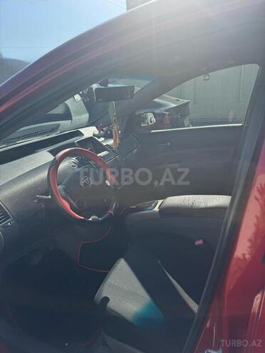 Toyota Prius-3