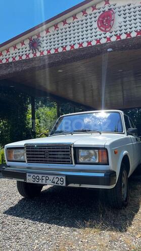 LADA (VAZ) 2107-1