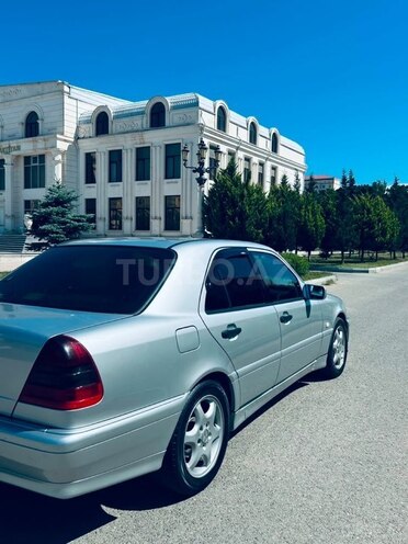 Mercedes C 240-2