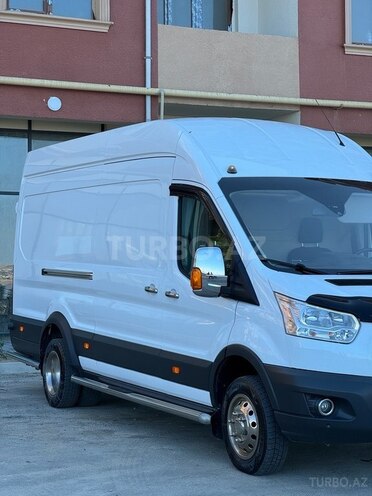 Ford Transit-2
