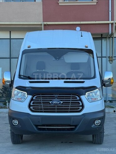 Ford Transit-1