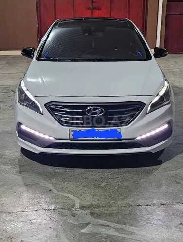 Hyundai Sonata-1