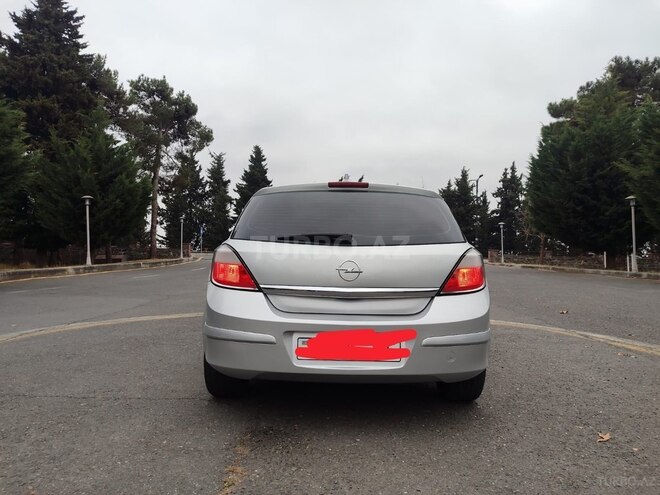 Opel Astra-2