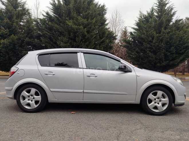Opel Astra-10